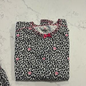 Women’s cuddle, johns, size medium, new without tag